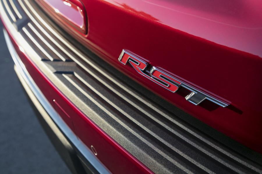 Логотип Chevrolet Tahoe RST 2020 года  (фото 12 из 24)